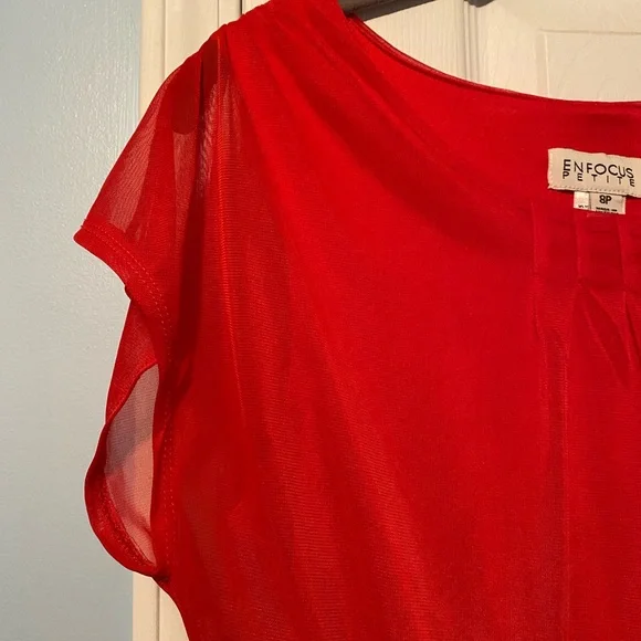 EN FOCUS PETITE red & navy w/ white polka dot dress size: 8p - Picture 3 of 6